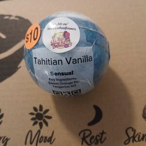 Tahitian Vanilla Bath Bomb - Blue
